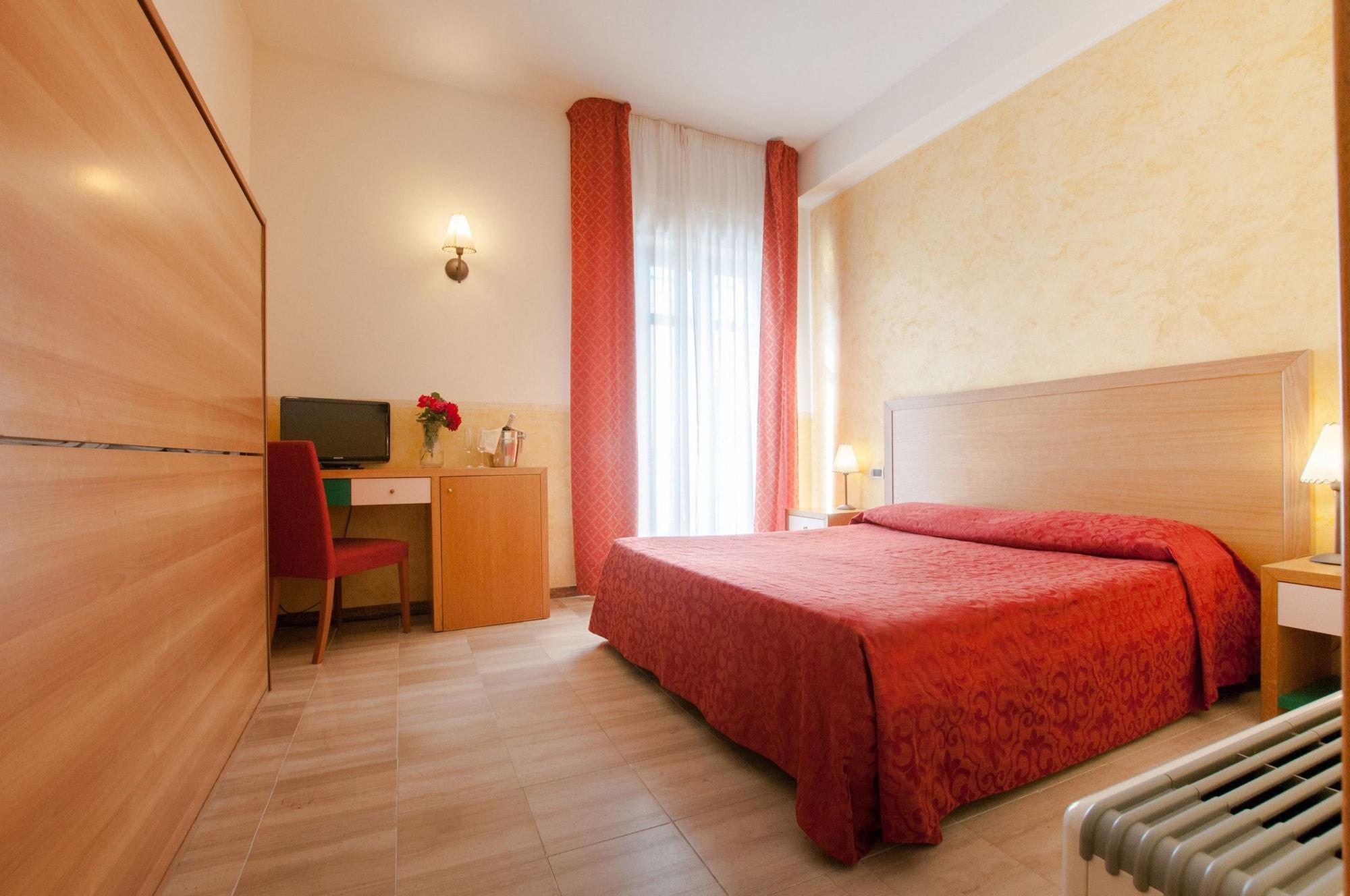 Park Hotel Villa Americana Rodi Garganico Ngoại thất bức ảnh